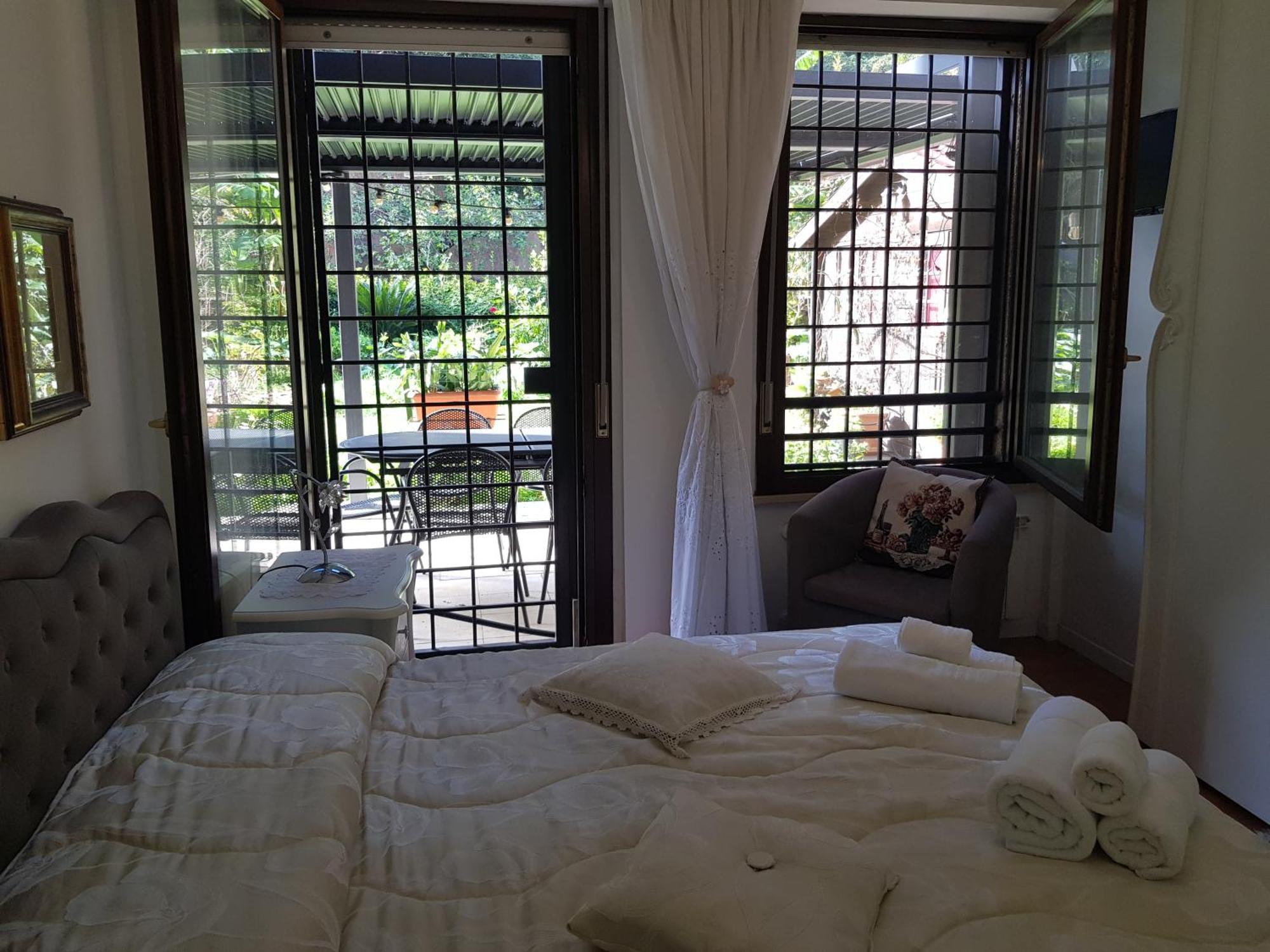 Eur Charme Apt&Garden Rom Exteriör bild
